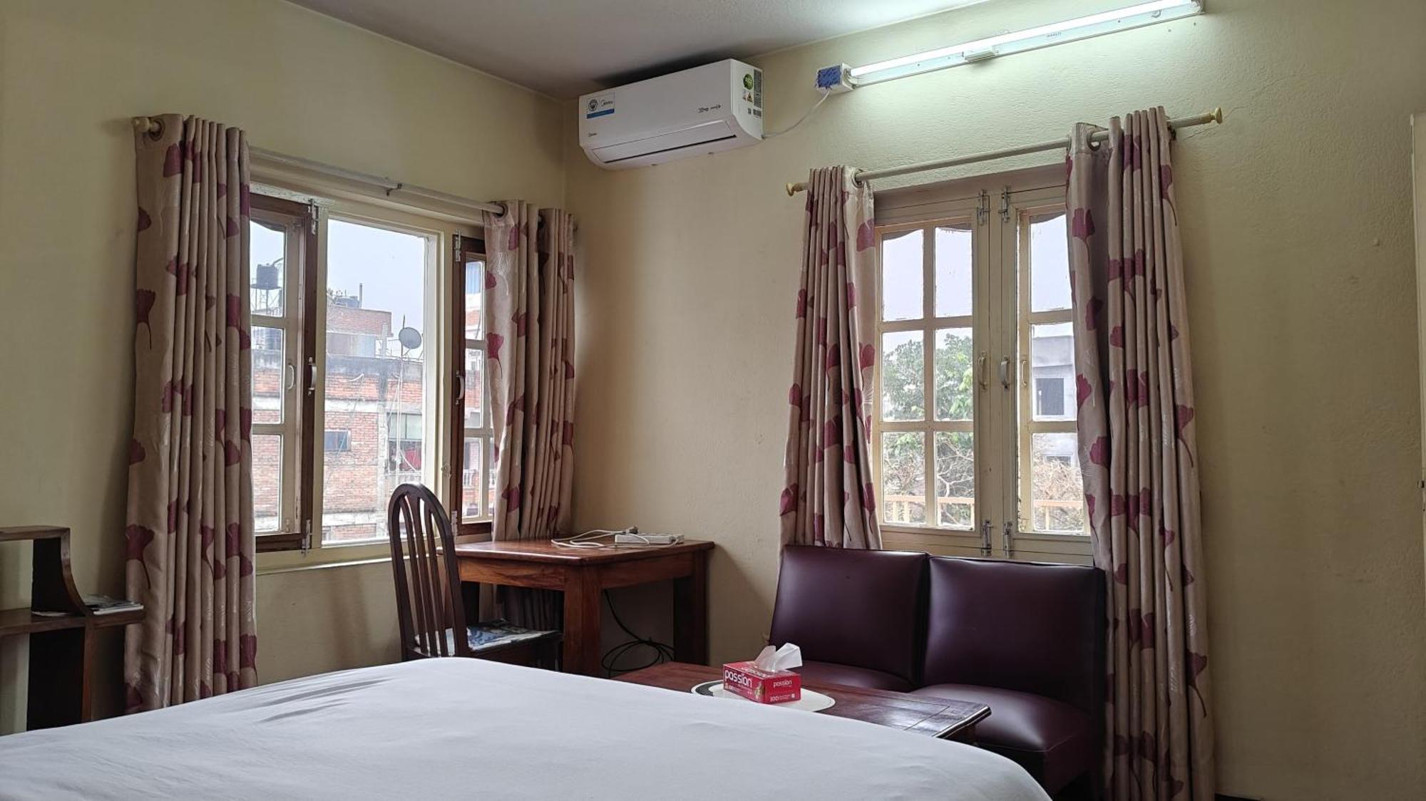 Rooftop Studio And 2Bhk Apartments In Kathmandu'S Most Happening Place Ngoại thất bức ảnh
